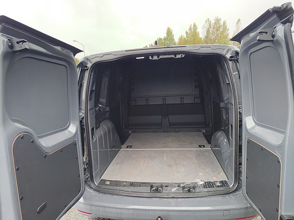 Volkswagen Caddy 3 of 7