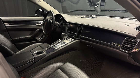 Porsche Panamera S 12 of 30