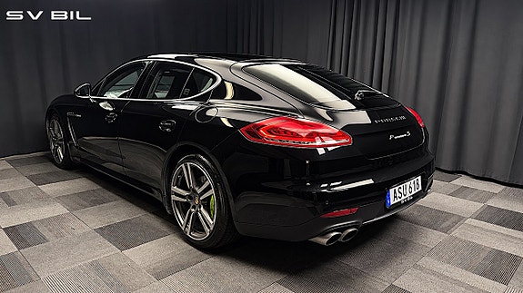 Porsche Panamera S 6 of 30