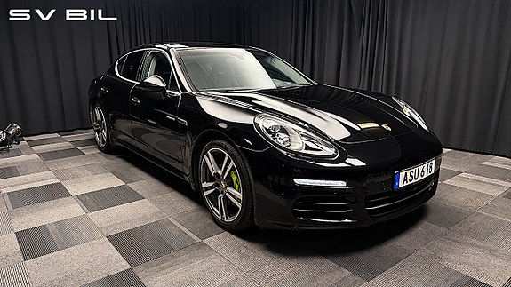 Porsche Panamera S 3 of 30