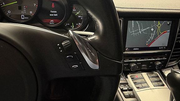 Porsche Panamera S 22 of 30