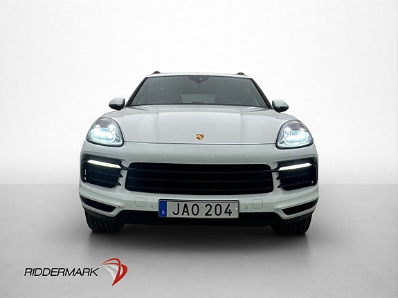 Porsche Cayenne S 2 of 30