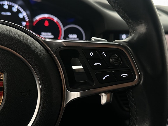 Porsche Cayenne S 20 of 30