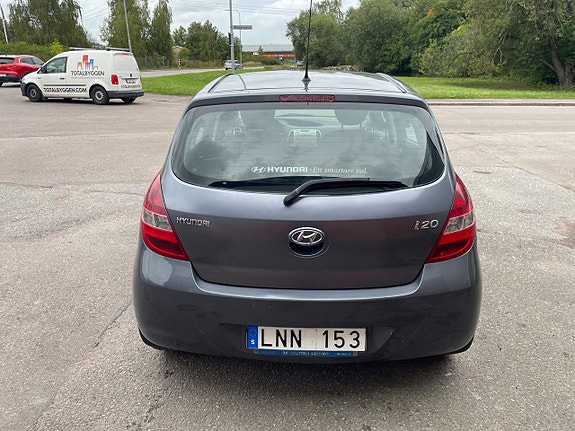 Hyundai i20 5 of 14