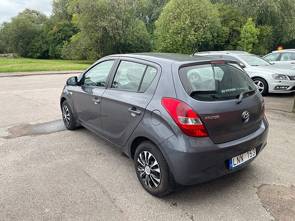 Hyundai i20 6 of 14