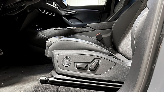Audi Q6 e-tron 18 of 18