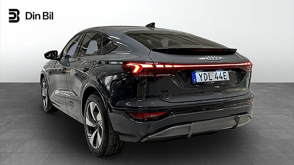 Audi Q6 e-tron 3 of 18