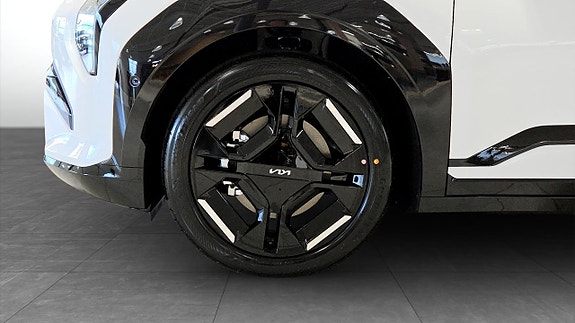 Kia EV3 9 of 9