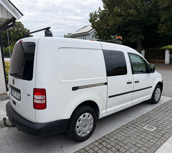 Volkswagen Caddy Maxi 6 of 15