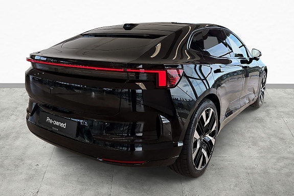 Polestar 4 9 of 30