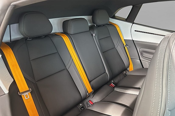 Polestar 4 15 of 30