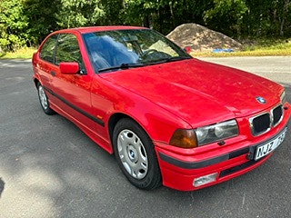 BMW 323Ti 2 of 7