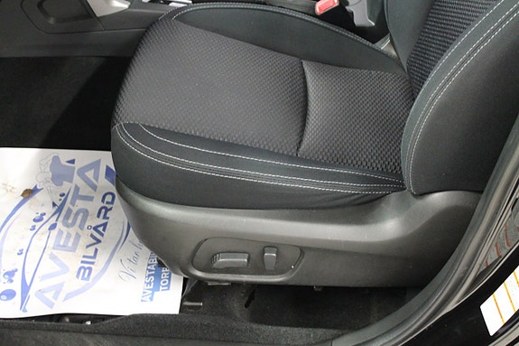Subaru Forester 9 of 13