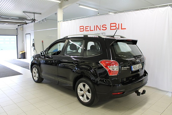 Subaru Forester 4 of 13