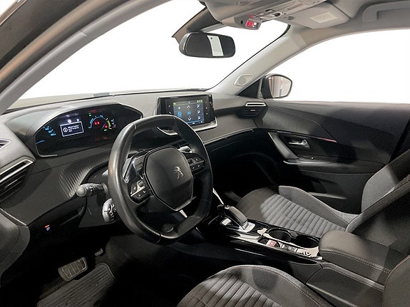 Peugeot e-2008 4 of 15