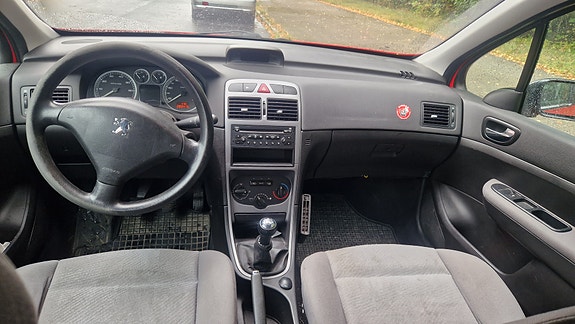 Peugeot 307 4 of 6
