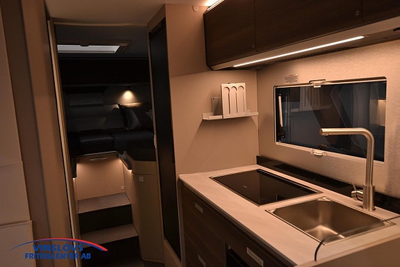 Adria COMPACT SUPREME DL 7 of 15