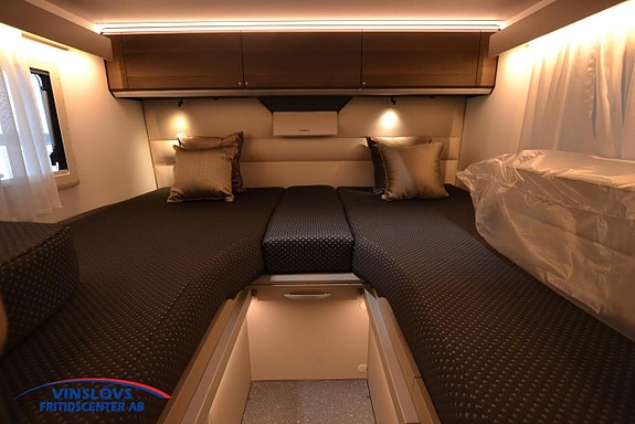 Adria COMPACT SUPREME DL 10 of 15