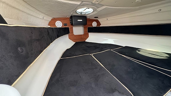 Ryds 23 DC Mercruiser 4,3 MPI - 200 gångtimmar - Som Ny!! 10 of 19