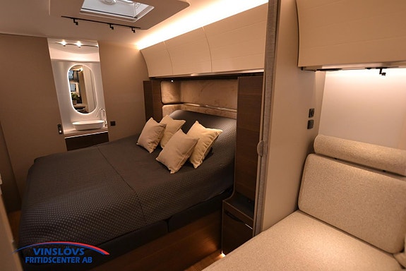 Adria ALPINA 663 HT 17 of 17