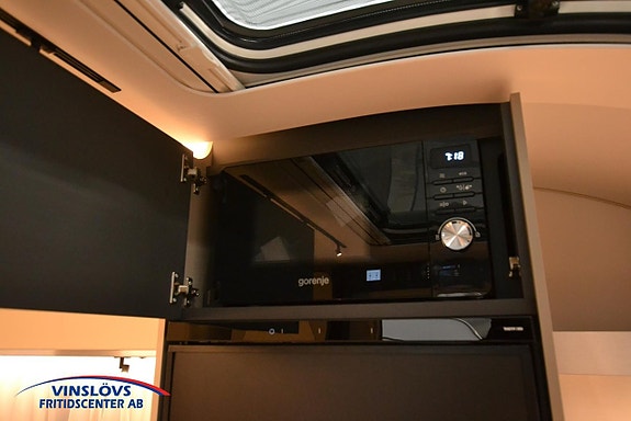 Adria ALPINA 663 HT 9 of 17