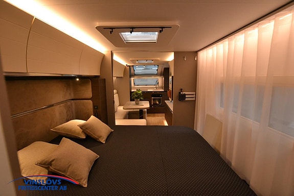 Adria ALPINA 663 HT 16 of 17
