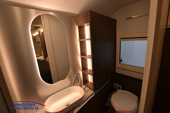 Adria ALPINA 663 HT 14 of 17
