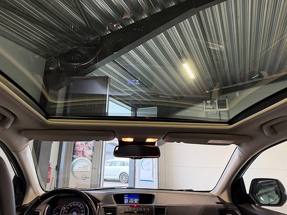 Honda CR-V 12 of 12