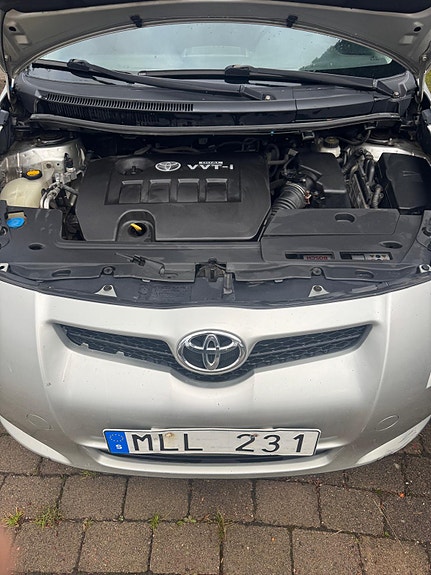Toyota Auris 4 of 7
