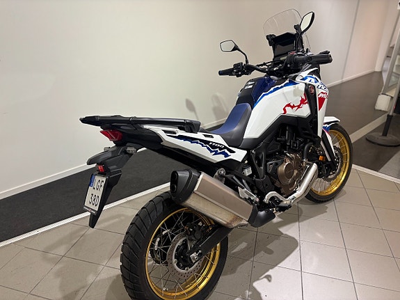 Honda CRF1100L AFRICA TWIN 3 of 3