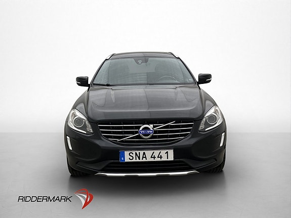 Volvo XC60 2 of 27