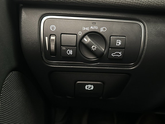 Volvo XC60 23 of 27