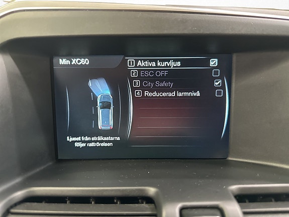 Volvo XC60 22 of 27