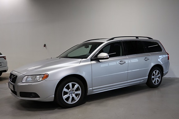 Volvo V70 4 of 19