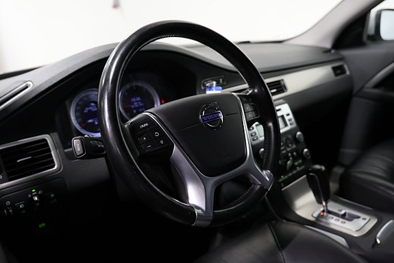 Volvo V70 9 of 19