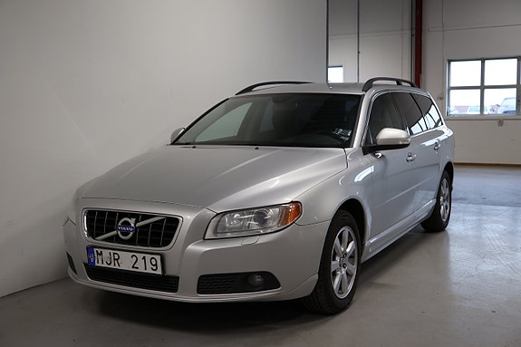 Volvo V70 7 of 19