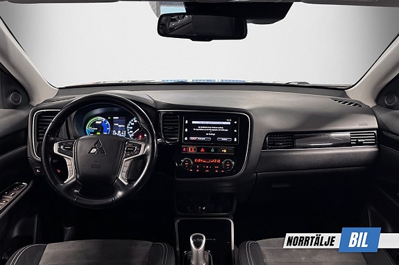 Mitsubishi Outlander 3 of 22
