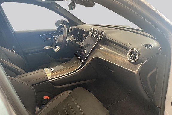 Mercedes-Benz GLC300 d 14 of 14