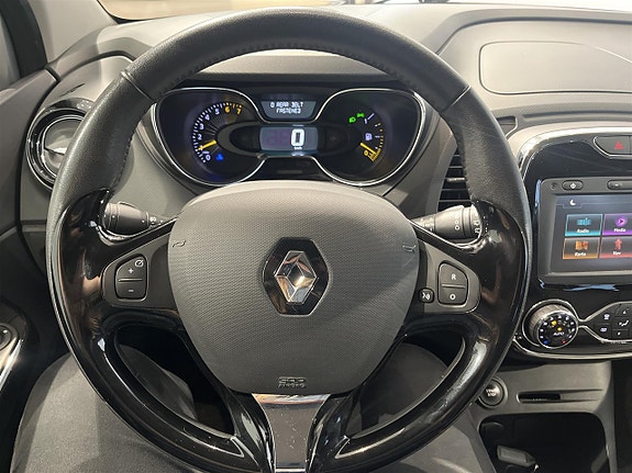 Renault Captur 9 of 11