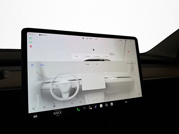 Tesla Model 3 21 of 30