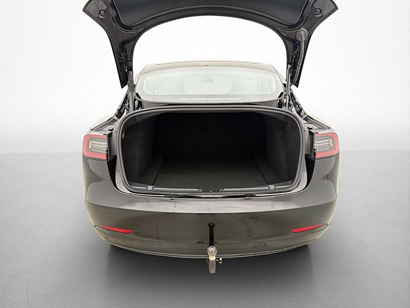 Tesla Model 3 30 of 30