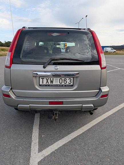 Nissan X-Trail 4 of 7
