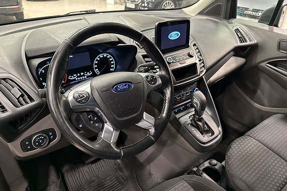 Ford Transit Connect 9 of 25