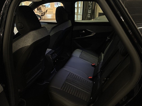 Peugeot 3008 11 of 21