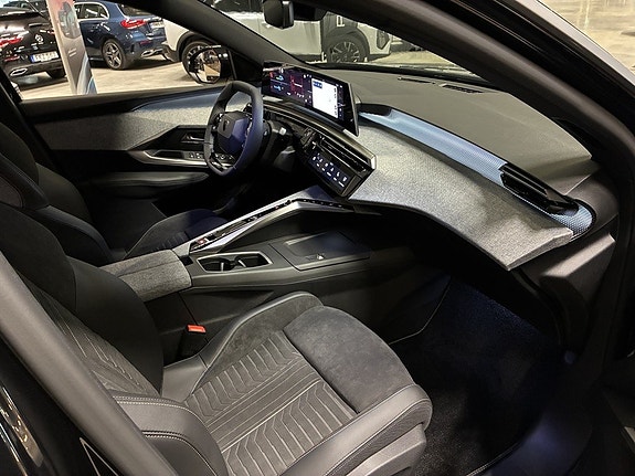Peugeot 3008 10 of 21