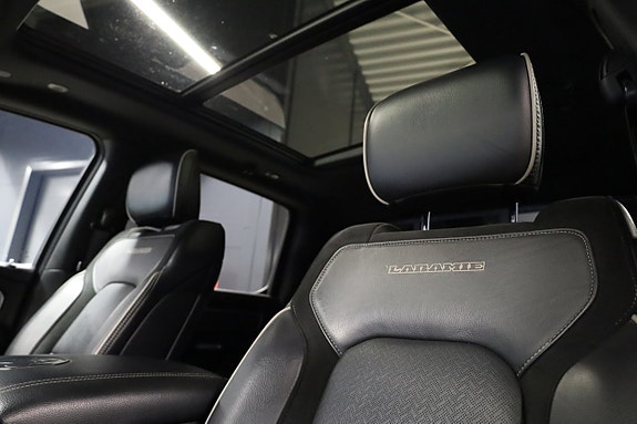Dodge RAM 1500 13 of 25