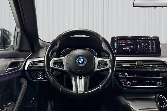 BMW 530e 11 of 20