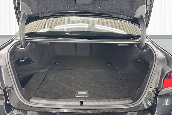 BMW 530e 16 of 20