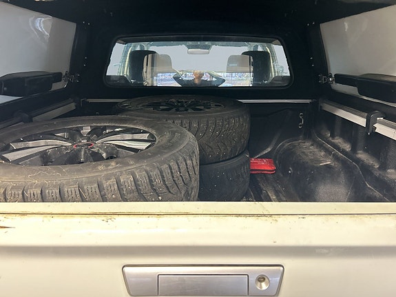Isuzu D-max 12 of 22