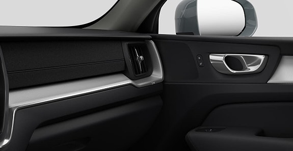 Volvo XC60 11 of 17